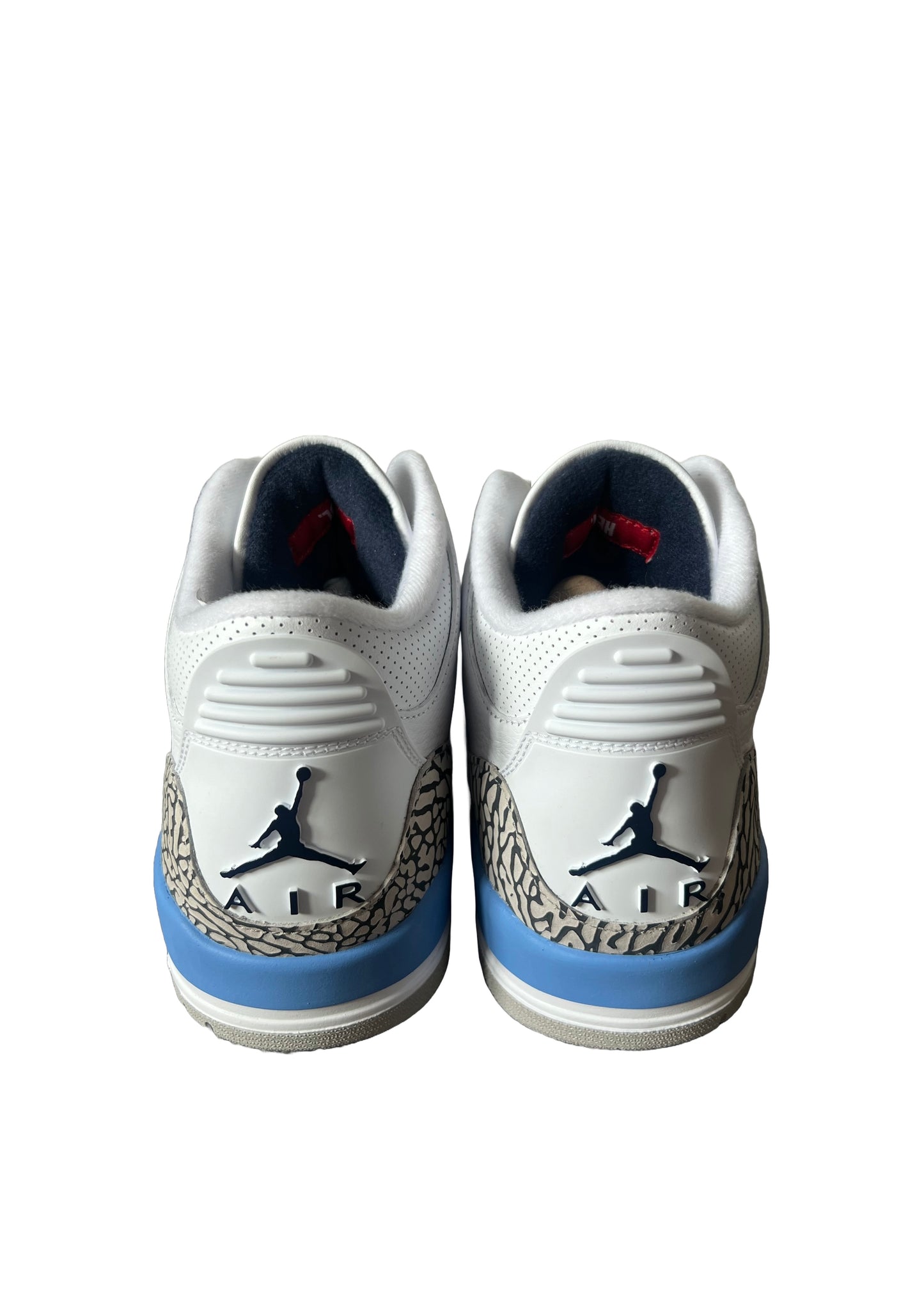 Air Jordan 3 Retro 'UNC' CT8532-104