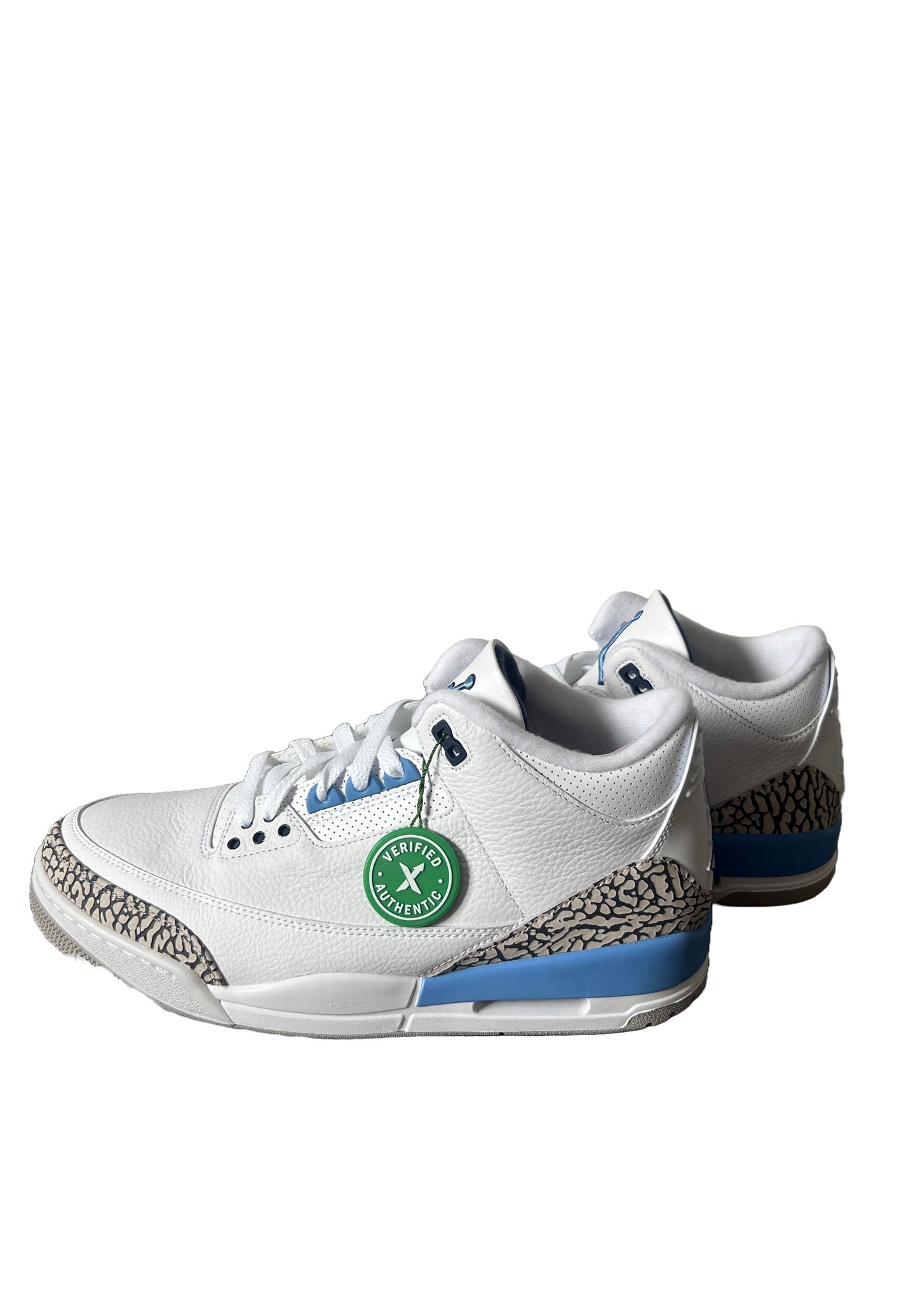 Air Jordan 3 Retro 'UNC' CT8532-104